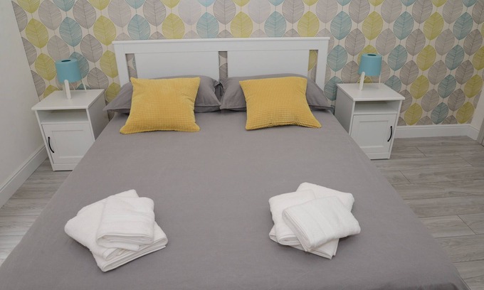 Gianicolo House | Stylish Renovated Apartment Steps from Trastevere
