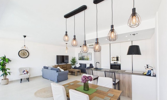 Mar de Cristal Apartment | Modern Two-Bedroom Apartment Near the Beach in Mar de Cristal