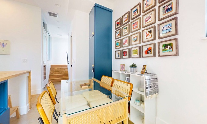 St. Edwards House | Modern two story home with kitchen, gated yard, balcony, close to South Congress