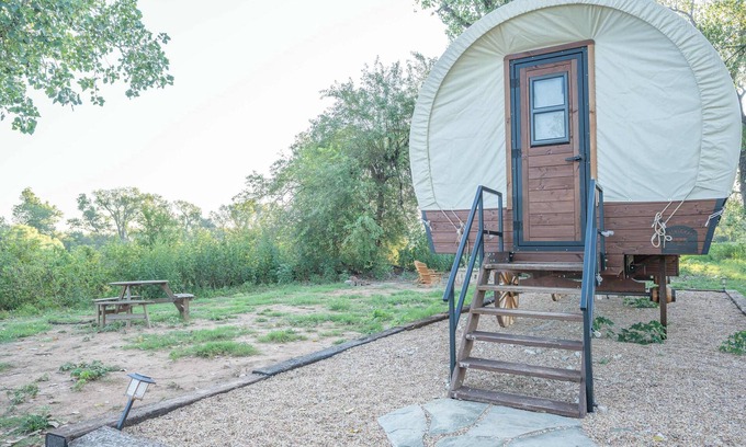 Satin House | Unique Old West Wagon with Scenic Views for Family Getaways