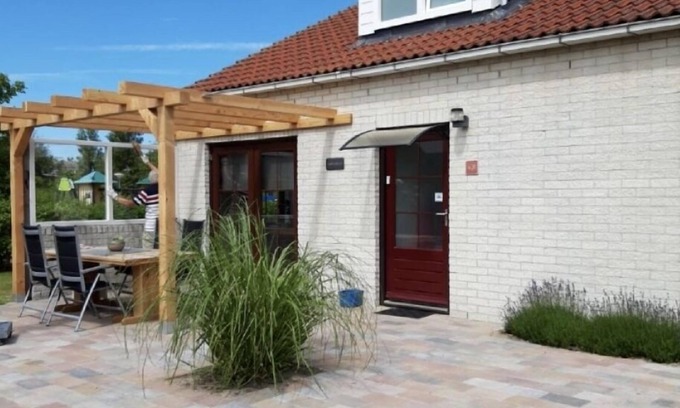 De Cocksdorp Apartment | Modern Apartment 6 P Texel by the Sea with Ocean Views