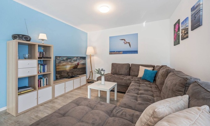 Loddin Apartment | Barrier-Free Apartment with Sauna and Oceanfront Views