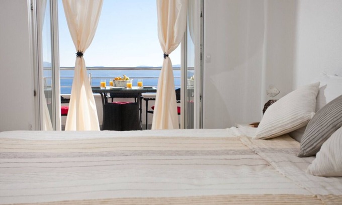 Omis Apartment | Modern Apartment with Pool & Ocean Views - Top Guest Rated