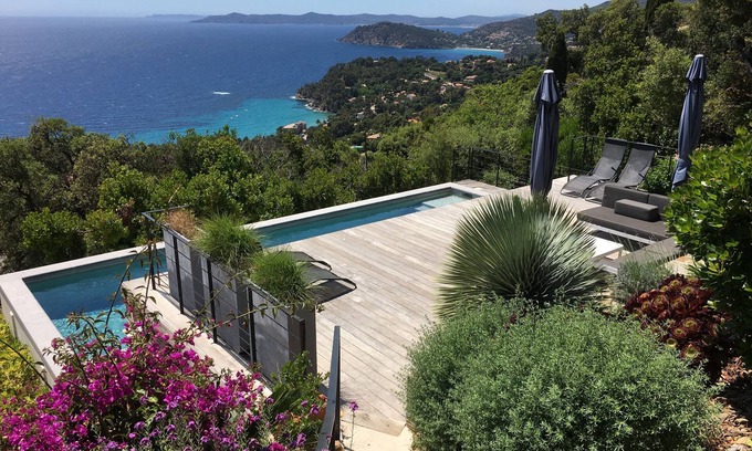 Le Rayol Villa | Oceanfront Villa with Sea Views & Pool - Guest Rated 10/10