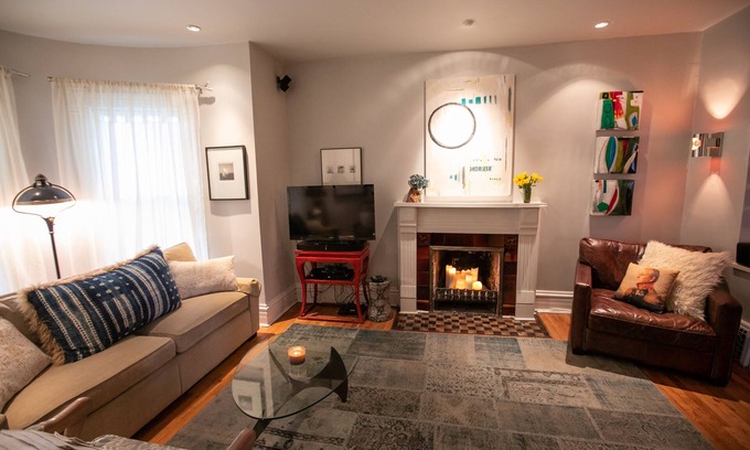 West Highland House | Dreamy Modern Victorian with Private Garden near Highlands