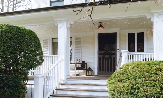 Oak Park House | Experience Modern Victorian Vibes with Spa & Breakfast