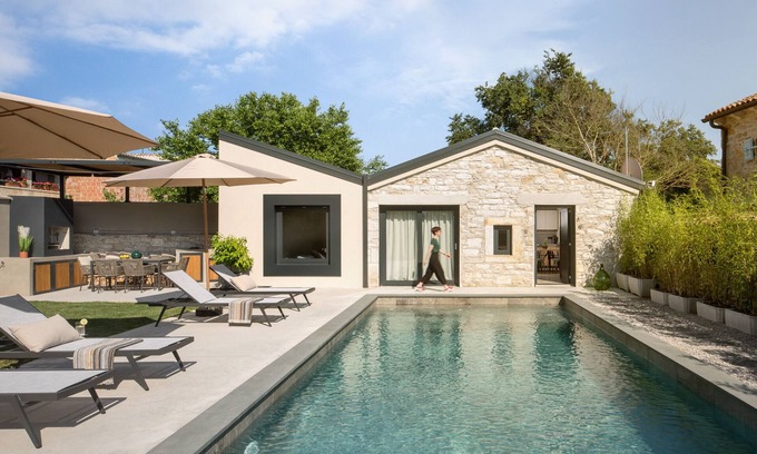 Susnjici Villa | Relaxing Villa Bino&Marija with Pool in Porec Awaits You