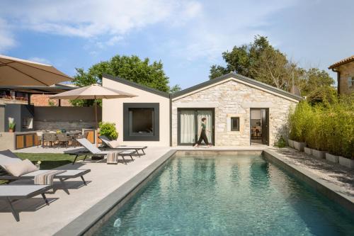 Susnjici Villa | Stylish Villa Bino&Marija with Pool in Porec, Pet Friendly