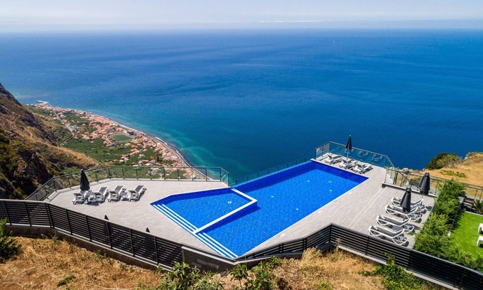 Paul do Mar Apartment | Elegant Villa with Infinity Pool & Ocean Views | SunsetCliff 1