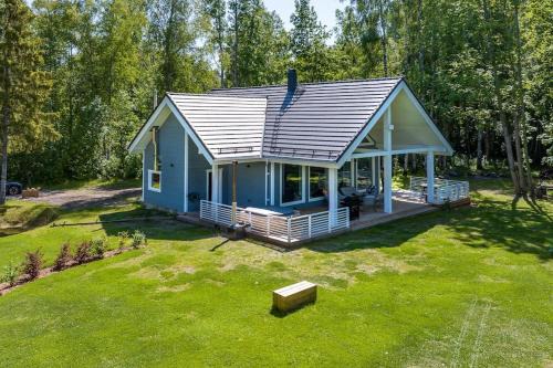 Rahtla Villa | Modern Villa with Sauna & Hot Tub - 4-Star Guest Favorite
