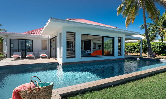 Saint-Francois Villa | Modern Villa with Private Pool & Open-Air Cinema Views