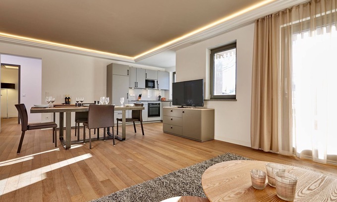 Murnau am Staffelsee Apartment | Modern Flair with Ocean Views: Perfect for Families