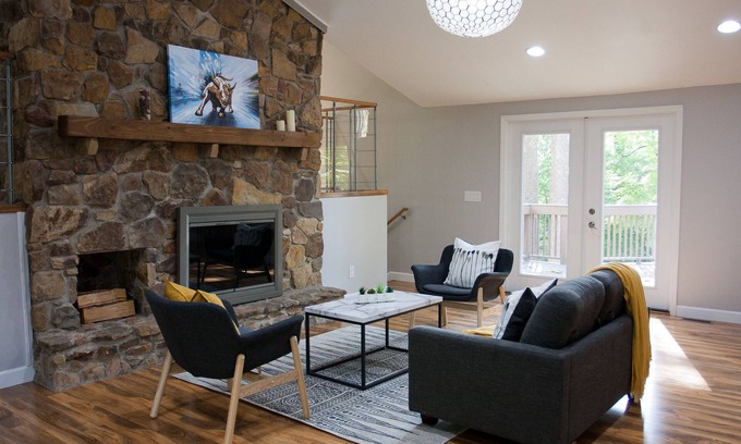 West Lafayette House | Modern Wooded Retreat: 9.8 Rated, Family-Friendly Escape