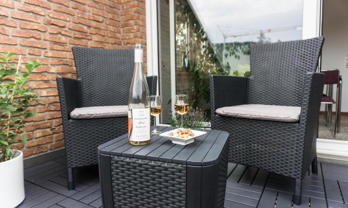 Kinheim Apartment | Modern 70 sqm Apartment with Rooftop Terrace & Hot Tub