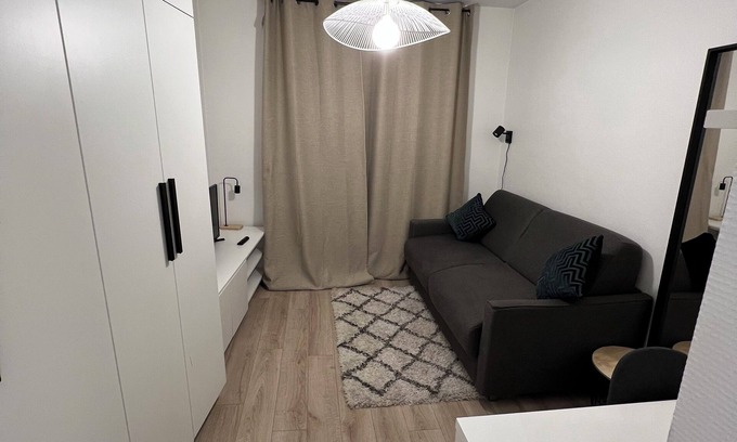 Asnieres-sur-Seine Apartment | Bright and Modern Hotel with Family-Friendly Amenities