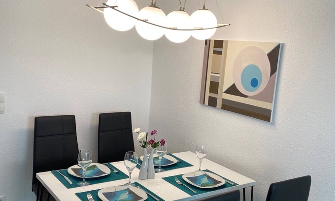 Mihla Apartment | Modern Apartment in Prime Location - Guest Rated 10/10