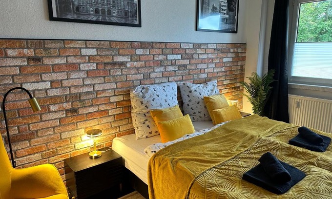 Neuhausen/Erzgeb. Apartment | Modern Apartment 5 Minutes from Wasserschloss - Free WIFI