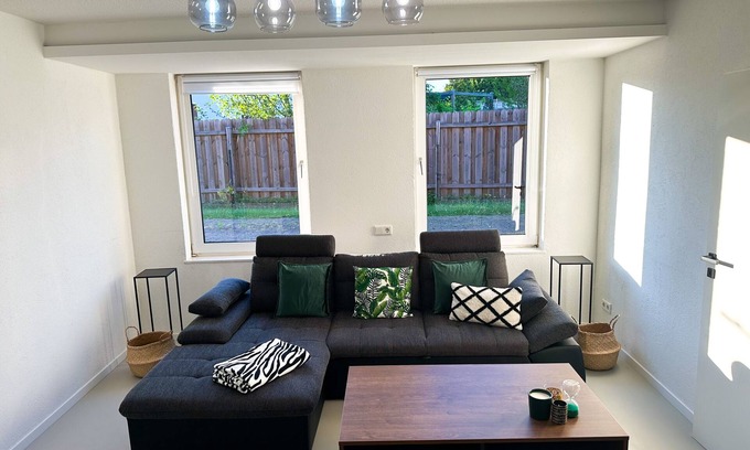 Bad Oeynhausen Apartment | Modern Family Getaway Near Hospital & Clinic in Hdz