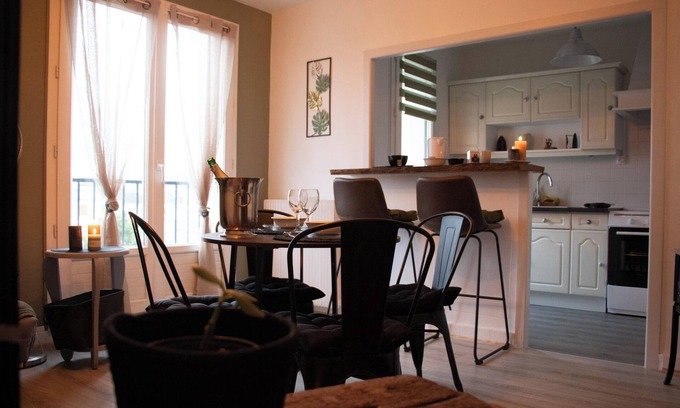 Chateauroux Apartment | Modern Lemoine: Perfect for Business Travels and Families