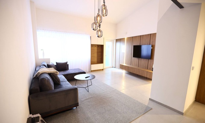 Rubenach Apartment | Stylish Loft Apartment in Koblenz with Family-Friendly Amenities