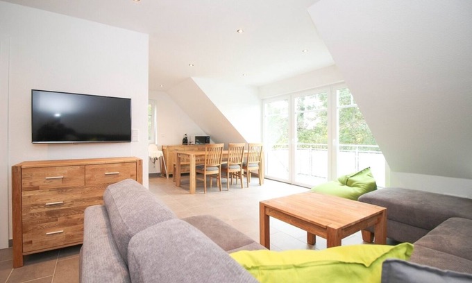 Norddeich Apartment | Modern 6-Person Apartment with Ocean View in Norddeich