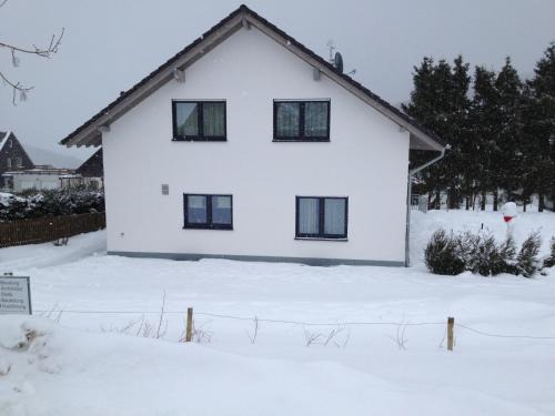 Kuestelberg Villa | Discover the Garden View Villa in Medebach K Stelberg