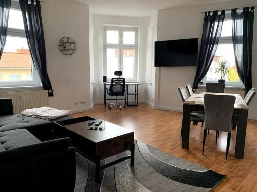 Bitterfeld Apartment | Modern Apartment Near Train Station and Goitzschesee