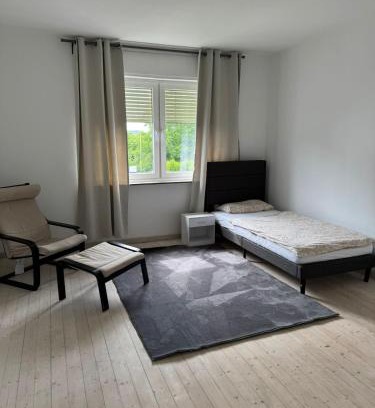 Ransbach-Baumbach Apartment | Moderne Zimmer nähe A3