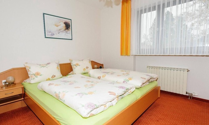 Bad Fuessing Apartment | Inviting 40qm Apartment with Private Balcony & Breakfast