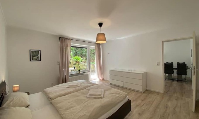 Neheim Apartment | Modern Apartment in Tranquil Neheim - Pet & Child Friendly