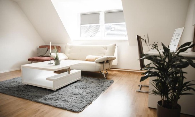 Schwarzenfeld Apartment | Stylish Apartment in Schwarzenfeld - Pet and Child Friendly