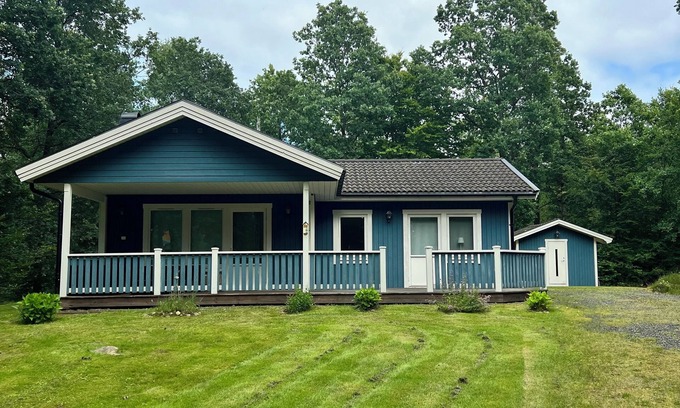Vastra Torup House | Cozy Nature Retreat with Pool and Ocean Views - Rated 9.8