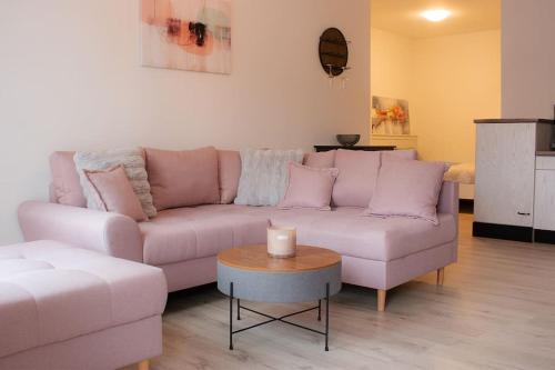 Gemarkung Truchtelfingen Apartment | Stylish Apartment with Pet-Friendly Amenities