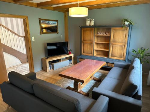 Gellinghausen Apartment | Relaxing Stay at FeWo im schönen Sauerland - Pet Friendly