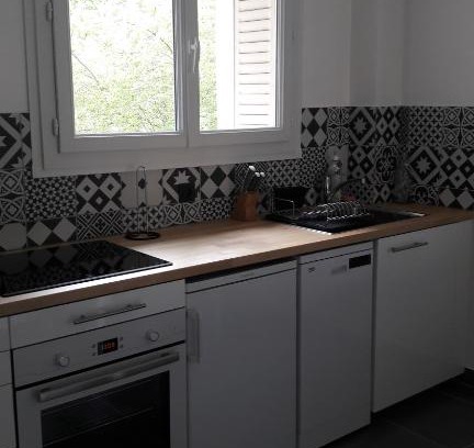 Villette Gare Apartment | Stylish Design at Modernité et design Part Dieu - Rated 8.6