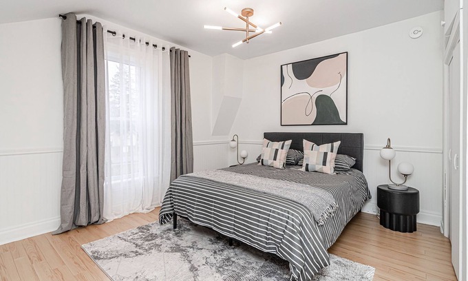 Stouffville House | Historic 4-Bedroom Home with Parking & Family-Friendly Amenities