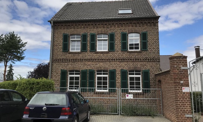 Mechernich House | Charming Historic Hotel for Families with Breakfast Included