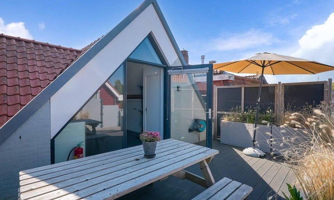 Ouddorp House | Stylish Holiday Apartment Steps from Ouddorp Beach