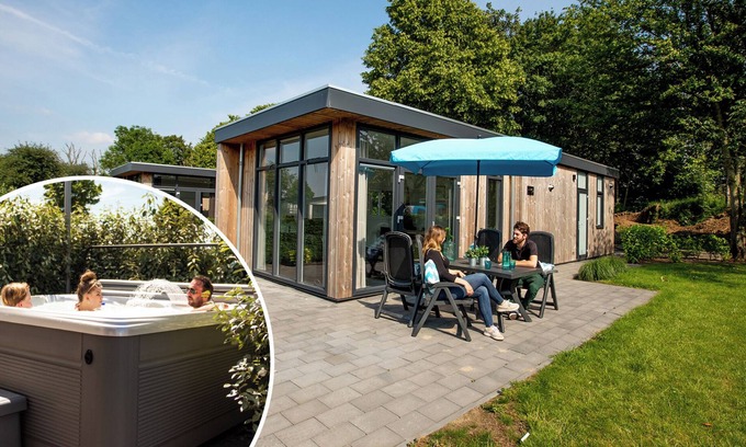 Aalst Ski Chalet | Discover Module at Recreatiepark het Esmeer in Aalst