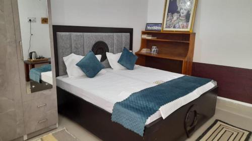 Uttarkashi House | Discover MOHAN GANGA VIEW HOMESTAY - Rated 9.5/10 & Family-Friendly