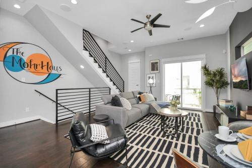 Astrodome House | Convenient Mohr Haus - Steps from NRG Stadium & Medical Center