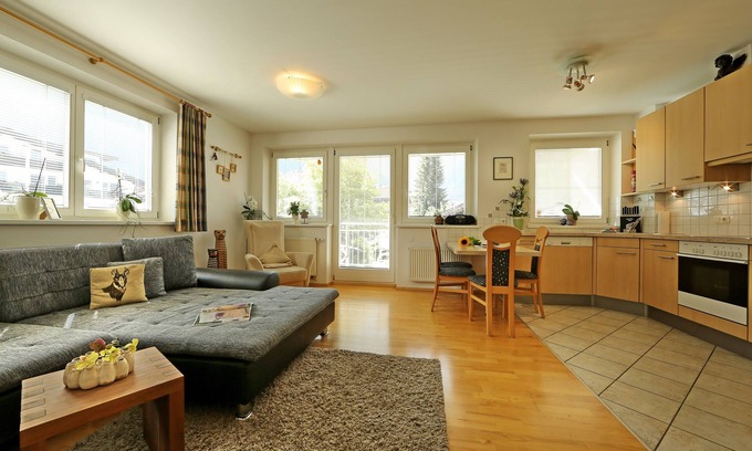 Mayrhofen Apartment | Experience MOIGG I & II: Pet-Friendly with Ocean Views