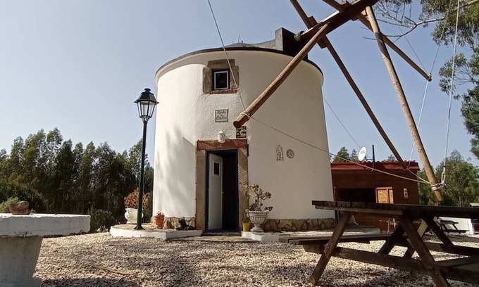 Cadaval House | Experience Moinho da Amélia: Windmill Stay with Private Pool