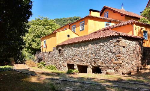 Vila Marim House | Charming Moinho do Granjão - Family-Friendly Water Mill