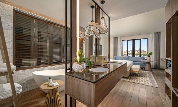 Hoi An Resort | Indulge at BAY RESORT HOI AN: 5-Star Retreat with Pool