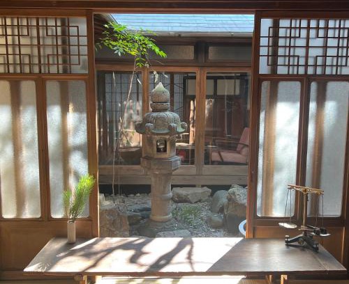 Kitakyushu House | Budget-Friendly Mojiko Guesthouse PORTO with Kitchen Access