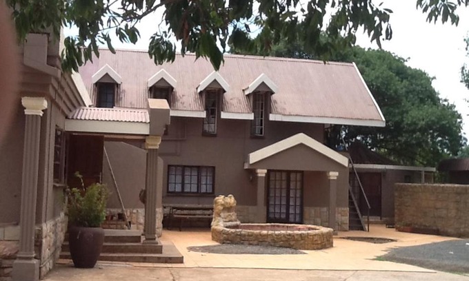 Mokopane Bed & Breakfast | Discover Mokopane 82: Family-Friendly Stay with Breakfast