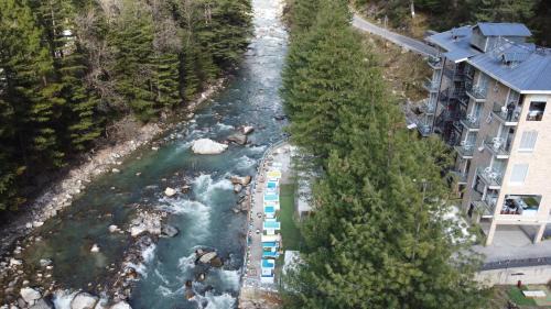 Kasol House | Riverside Bliss at Moksha Resort with Ocean Views & Spa