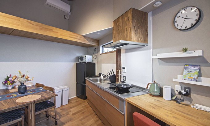 Suminoe House | Convenient Mokunohana: 2 min to Station, Family-Friendly Stay