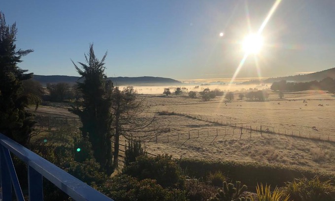 Mole Creek House | Explore Mole Creek Hideaway: 4-Star Retreat for Families